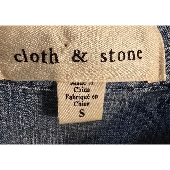 Cloth & Stone Shirred Buttondown Shirt women's size small - Picture 5 of 8